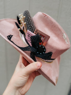 Black and Pink Cowboy Suede Hat | cowgirl derby cards poker Las Vegas western lainey wilson Nashville party concert country